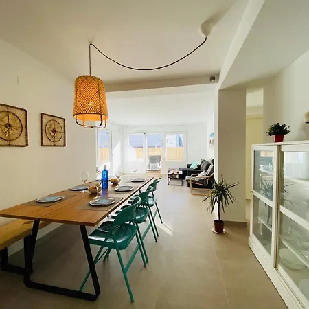 Apartment Aquarium 100 M2 Next To The